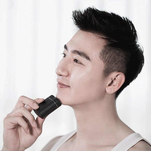 Mini Electric Shaver for Men – Portable USB Rechargeable Razor