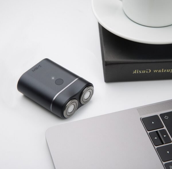 Mini Electric Shaver for Men – Portable USB Rechargeable Razor
